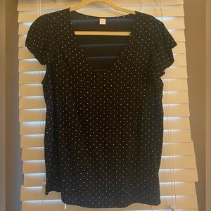 Black and white v neck blouse size L